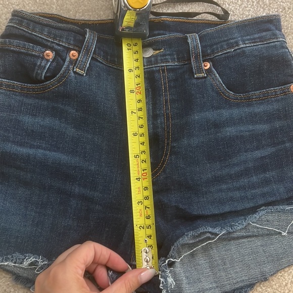 Levi’s Jean Shorts - Picture 4 of 6